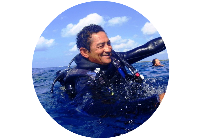 Luis Cozumel Scuba Instructor